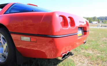Chevrolet-Corvette-zr1-1990-Red-GrayBlack-5