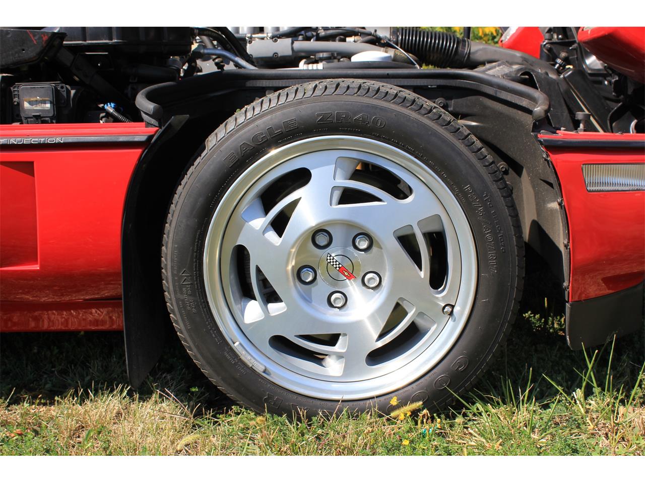 Chevrolet-Corvette-zr1-1990-Red-GrayBlack-70