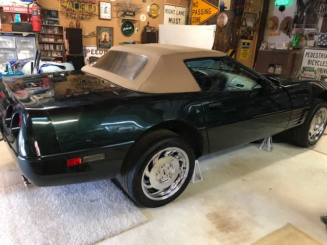 Chevrolet-Corvette-zr1-convertible-1991-Green-Tan-2