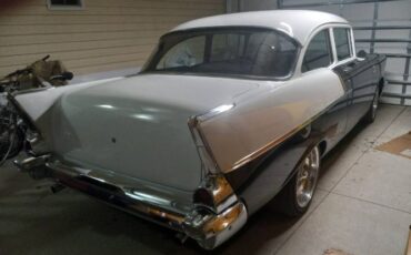 Chevrolet-Coupe-1957-Black-3