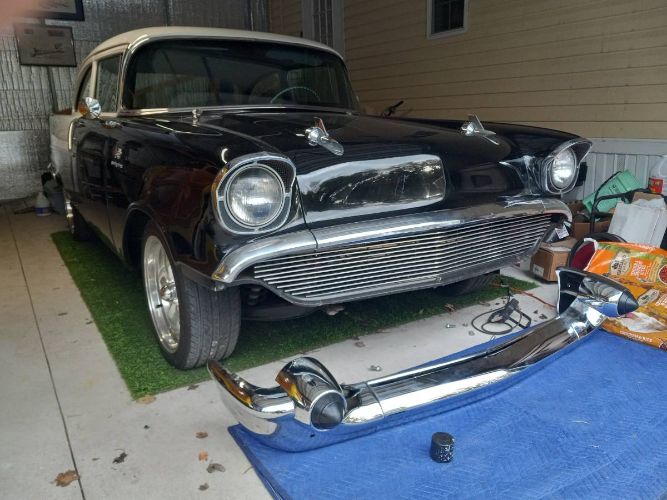 Chevrolet-Coupe-1957-Black-7