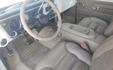 Chevrolet-Custom-10-1972-BRIGHT-WHITE-TAN-LEATHER-11