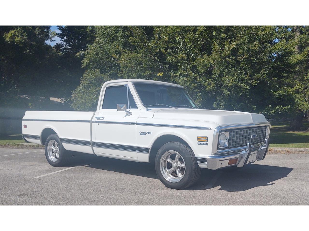 Chevrolet-Custom-10-1972-BRIGHT-WHITE-TAN-LEATHER-13