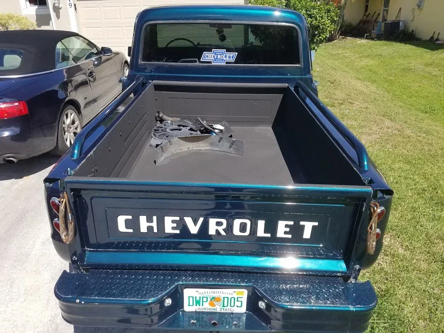 Chevrolet-Custom-1971-Turquoise-Turquoise-8