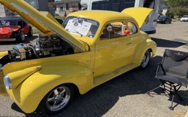 Chevrolet-Deluxe-1940-Coupe-1