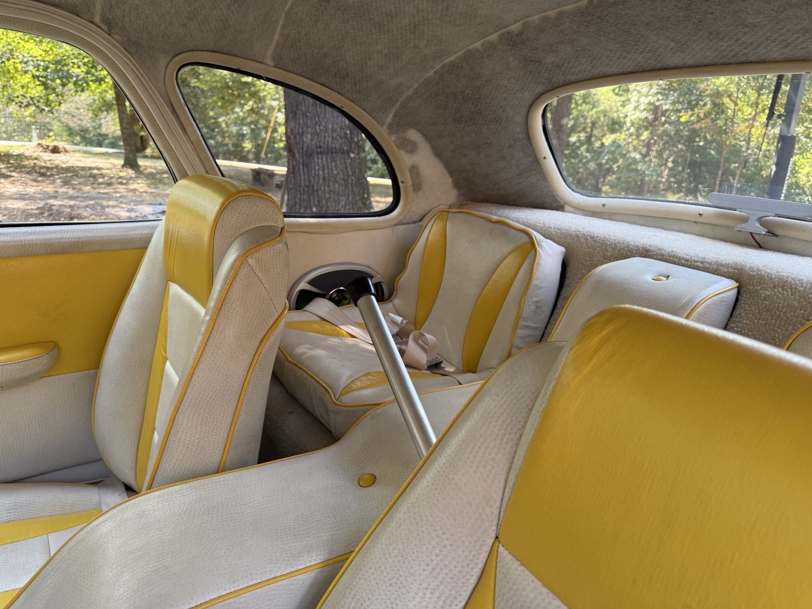 Chevrolet-Deluxe-1940-Coupe-11