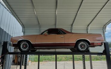 Chevrolet-El-Camino-1982-Pickup-21