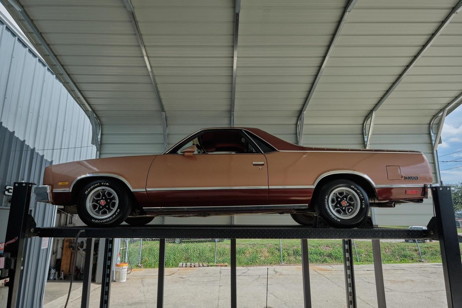 Chevrolet-El-Camino-1982-Pickup-21