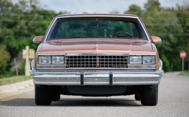 Chevrolet-El-Camino-1982-Pickup-9