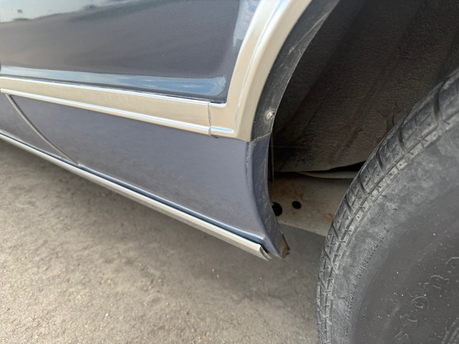Chevrolet-El-Camino-1983-Standard-Cab-Pickup-18