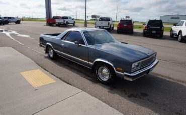 Chevrolet-El-Camino-1983-Standard-Cab-Pickup-9