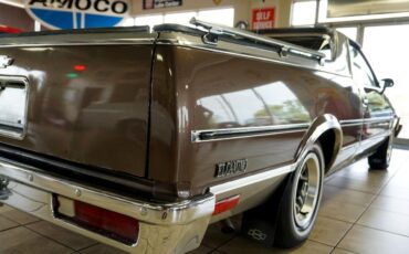 Chevrolet-El-Camino-1984-Classic-Car-17