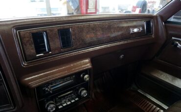 Chevrolet-El-Camino-1984-Classic-Car-25