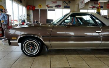 Chevrolet-El-Camino-1984-Classic-Car-35