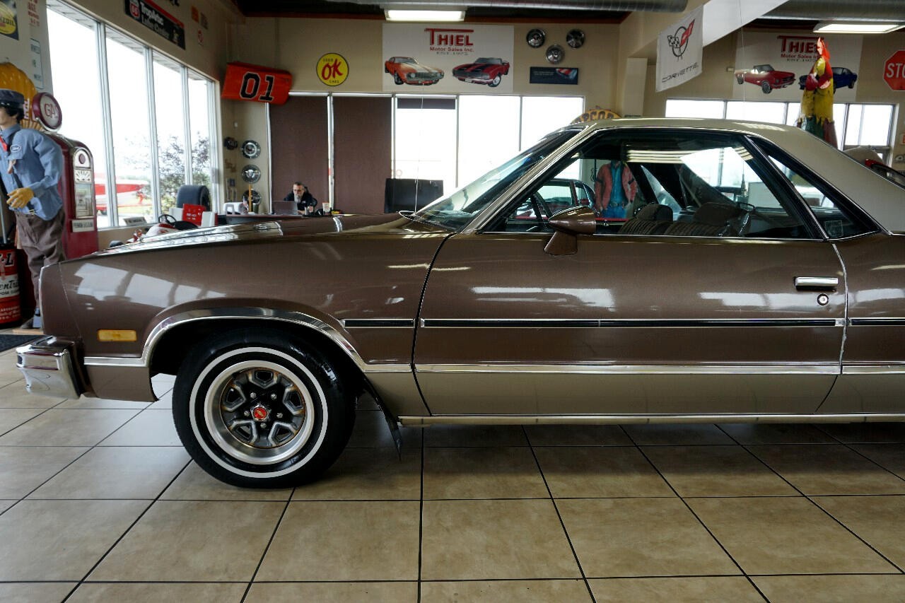 Chevrolet-El-Camino-1984-Classic-Car-35