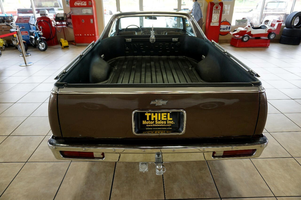 Chevrolet-El-Camino-1984-Classic-Car-39