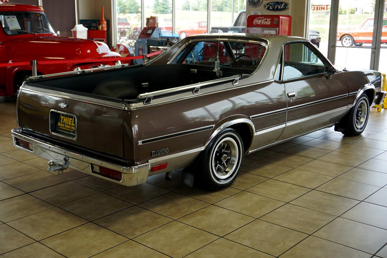 Chevrolet-El-Camino-1984-Classic-Car-9