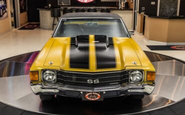 Chevrolet-El-camino-1972-Gold-10
