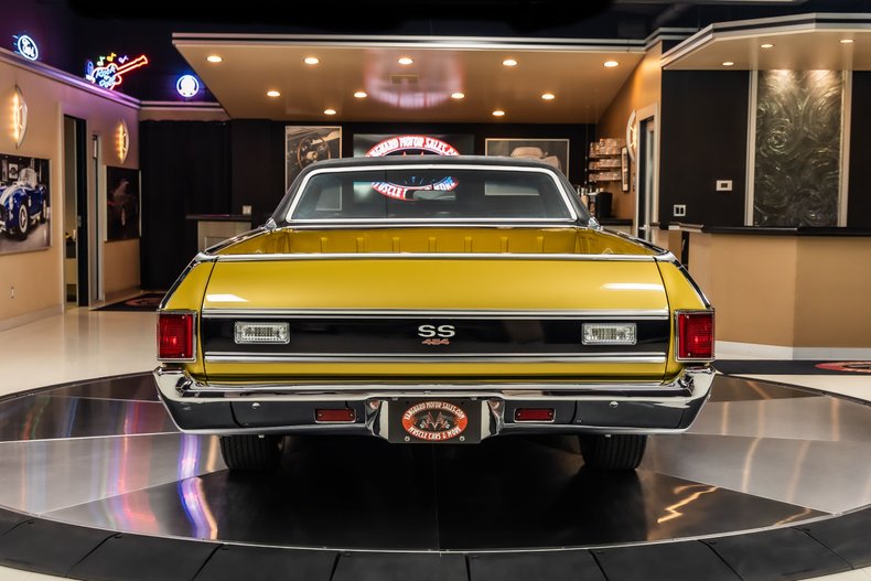 Chevrolet-El-camino-1972-Gold-18
