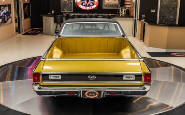 Chevrolet-El-camino-1972-Gold-19