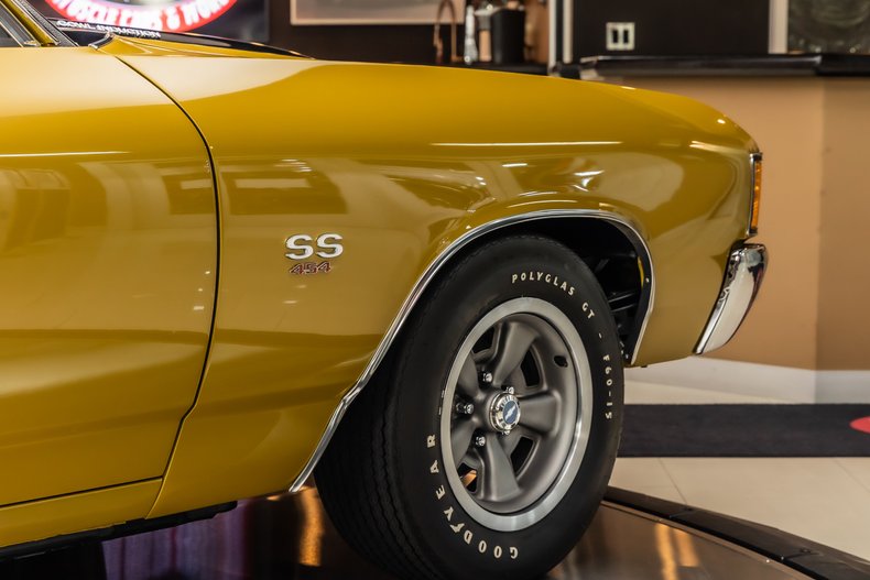 Chevrolet-El-camino-1972-Gold-2