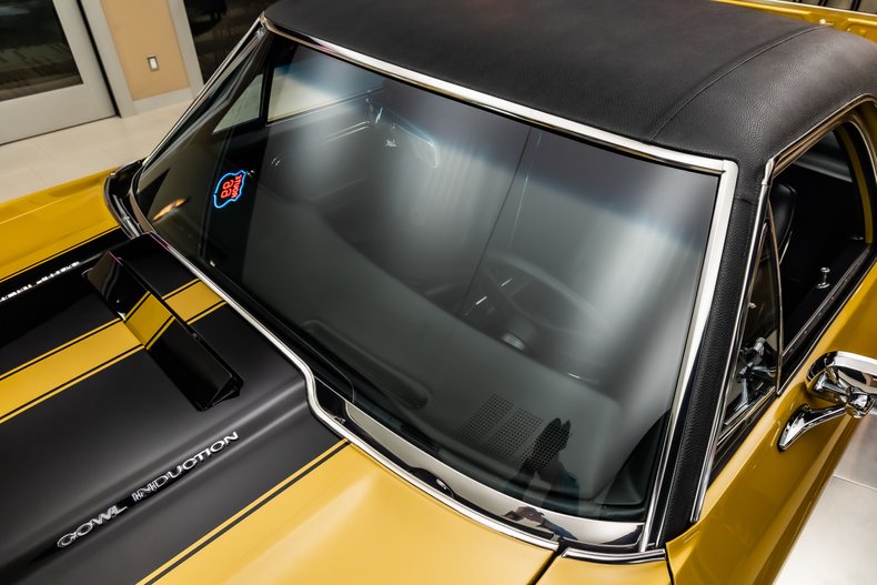 Chevrolet-El-camino-1972-Gold-29
