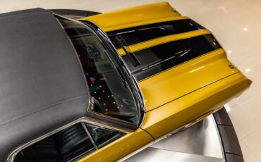 Chevrolet-El-camino-1972-Gold-3