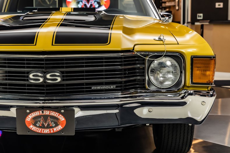 Chevrolet-El-camino-1972-Gold-30