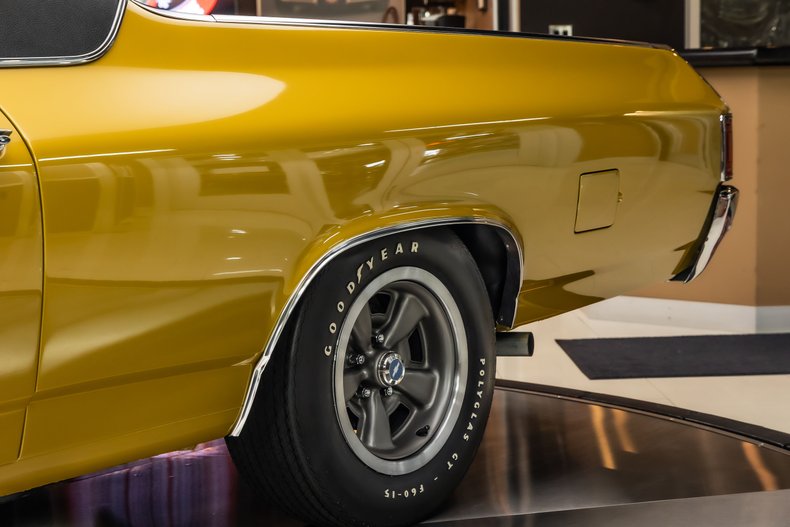 Chevrolet-El-camino-1972-Gold-33