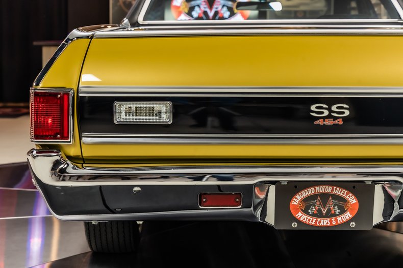 Chevrolet-El-camino-1972-Gold-35