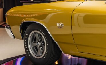 Chevrolet-El-camino-1972-Gold-38