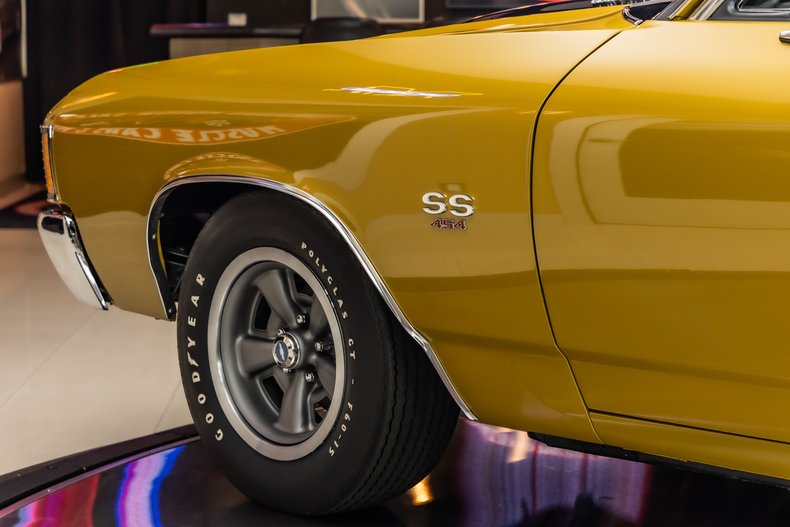 Chevrolet-El-camino-1972-Gold-38