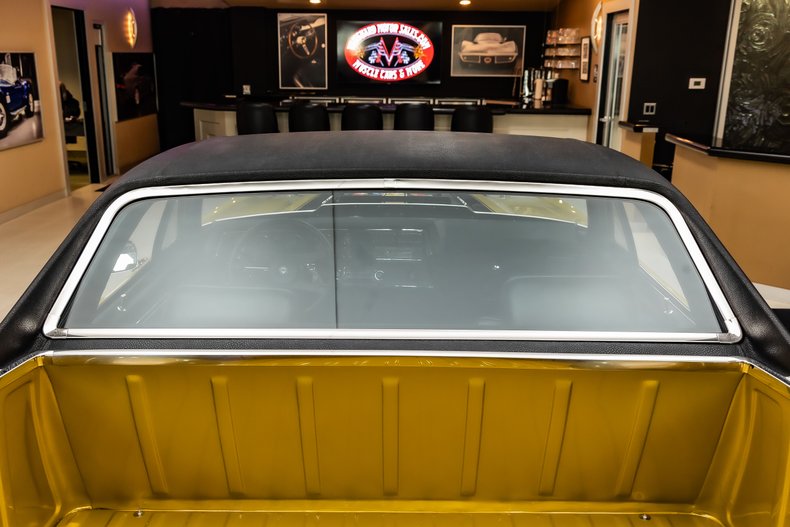 Chevrolet-El-camino-1972-Gold-41