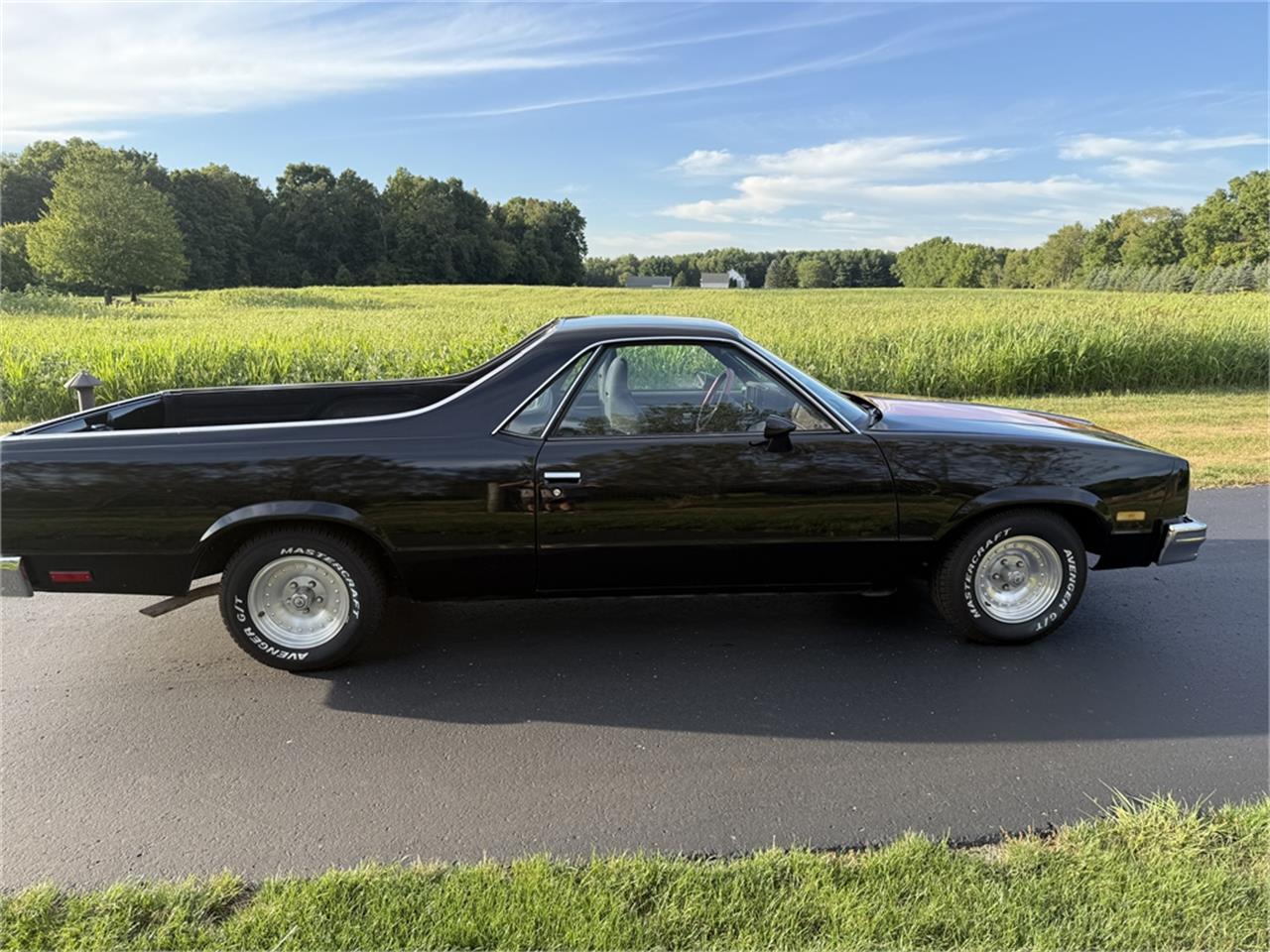 Chevrolet-El-camino-1985-Black-Black-19