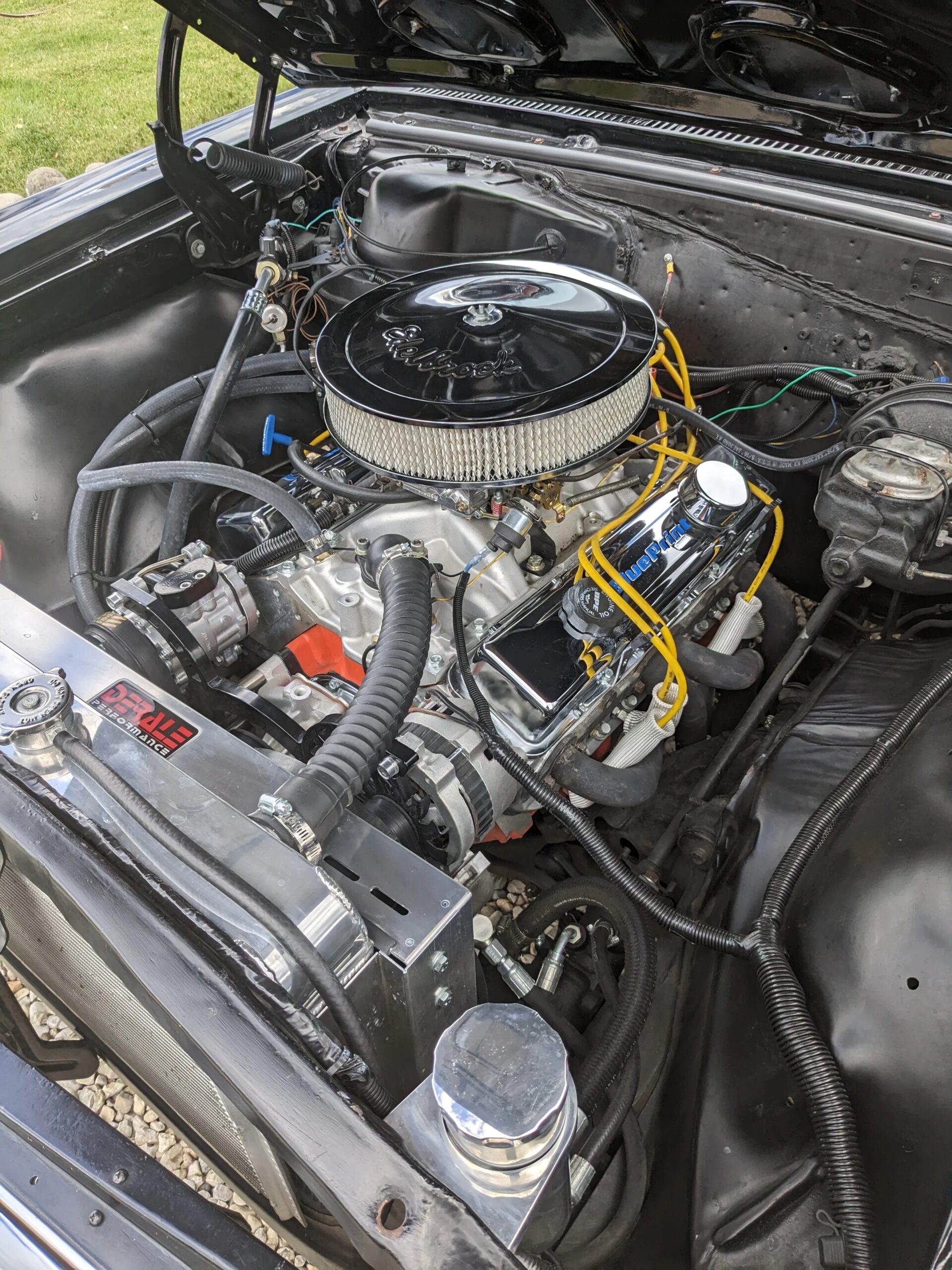 Chevrolet-El-camino-v8-1966-Black-Red-9