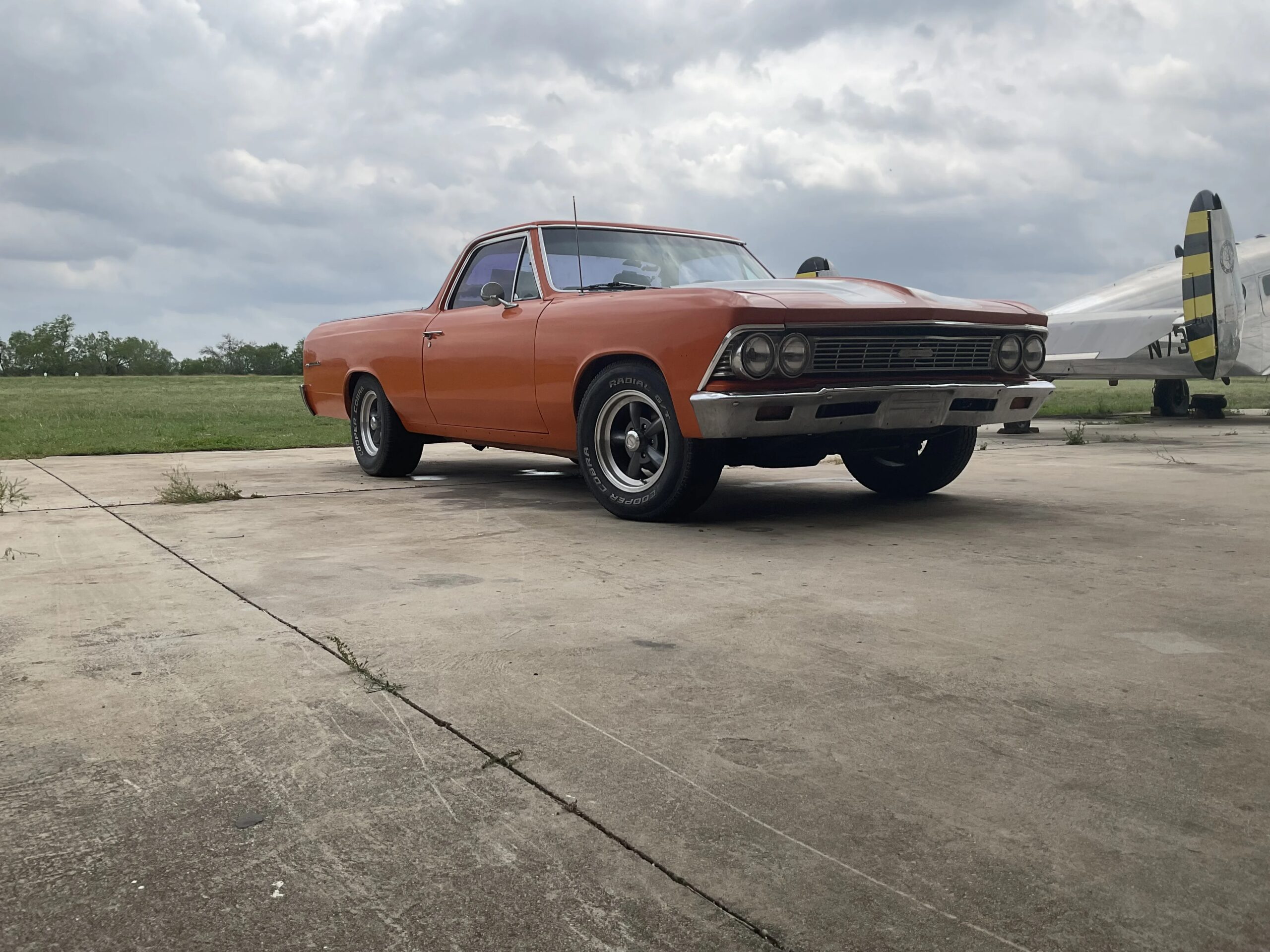 Chevrolet-El-camino-v8-1966-Orange-Black-14