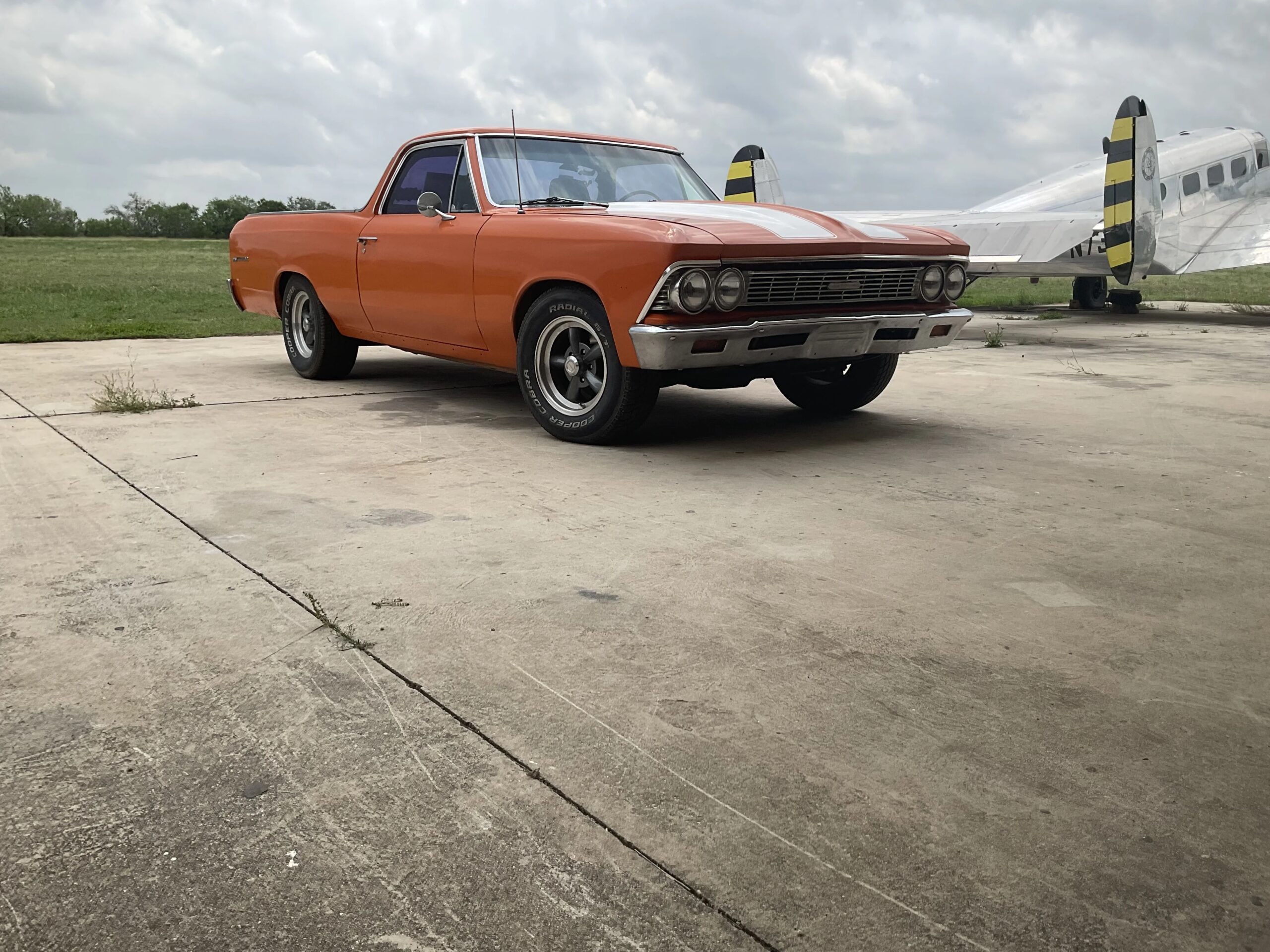 Chevrolet-El-camino-v8-1966-Orange-Black-9