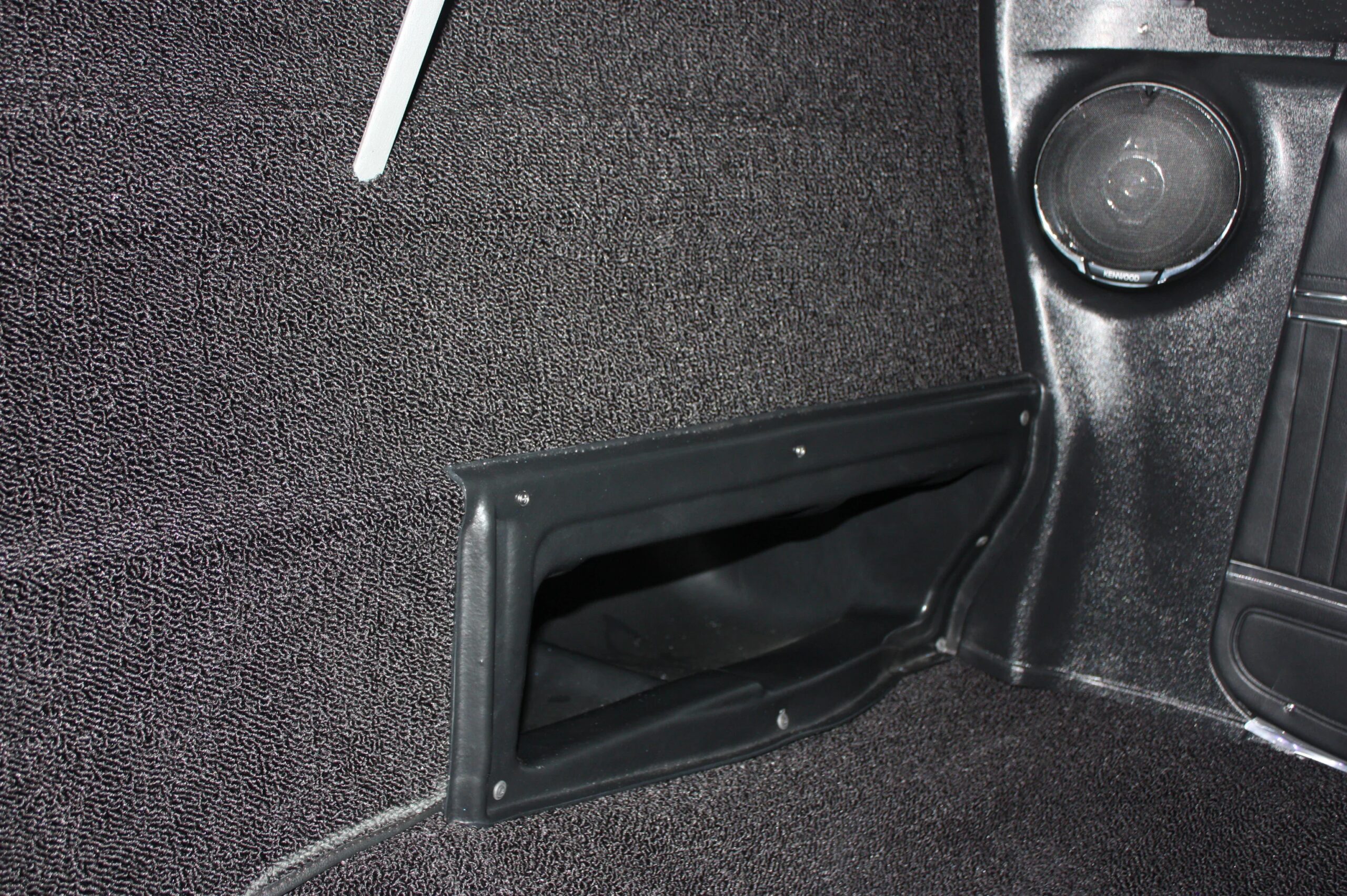 Chevrolet-El-camino-v8-1971-Custom-Black-20