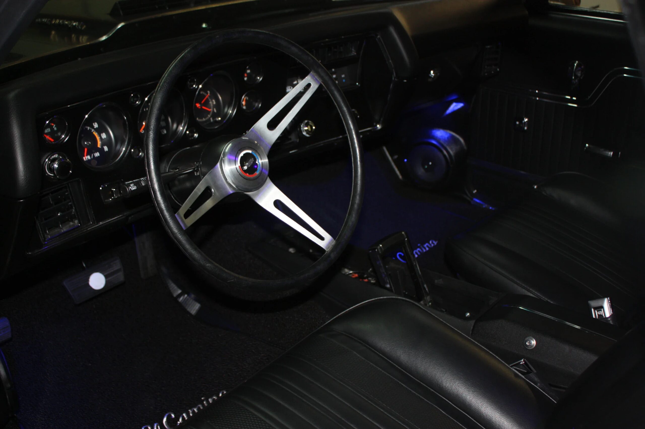 Chevrolet-El-camino-v8-1971-Custom-Black-6