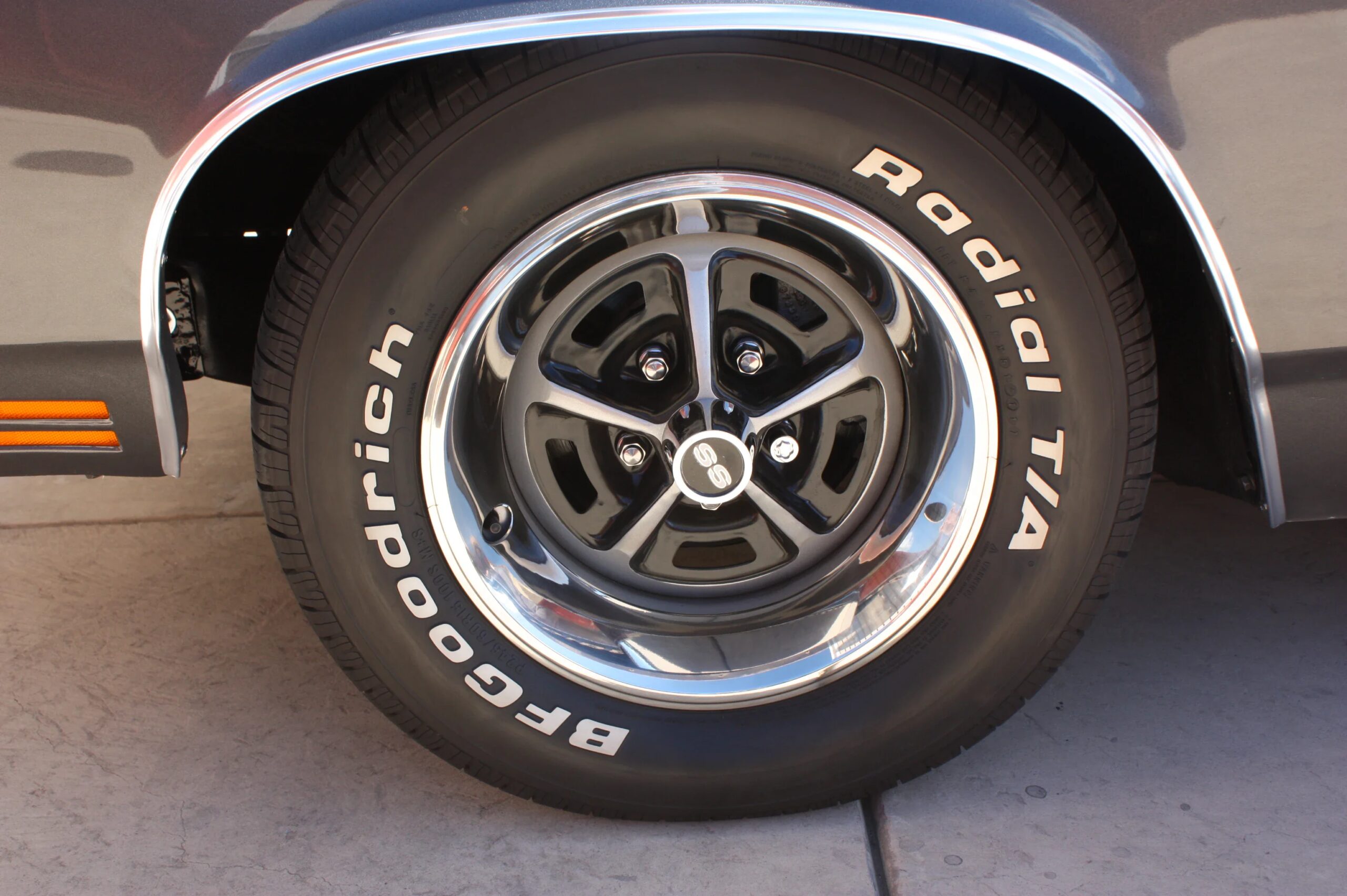 Chevrolet-El-camino-v8-1971-Custom-Black-7