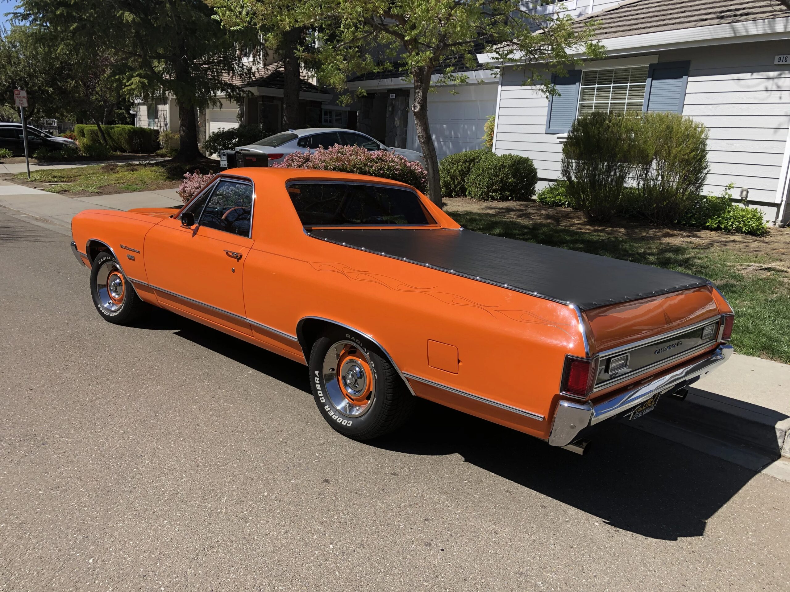 Chevrolet-El-camino-v8-1971-Orange-Black-2