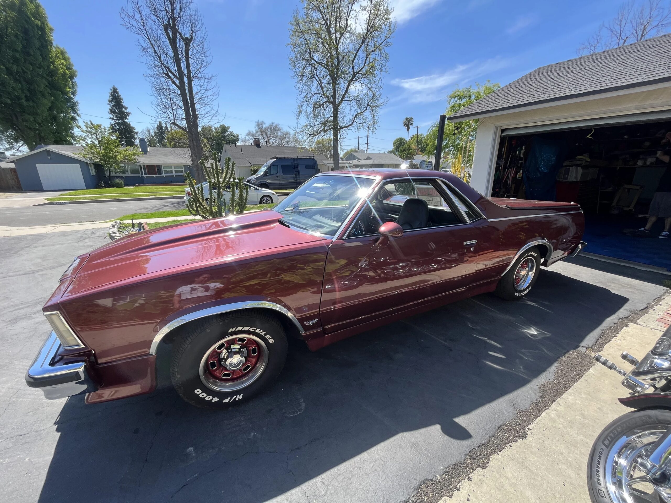 Chevrolet-El-camino-v8-1979-Burgundy-Black-12
