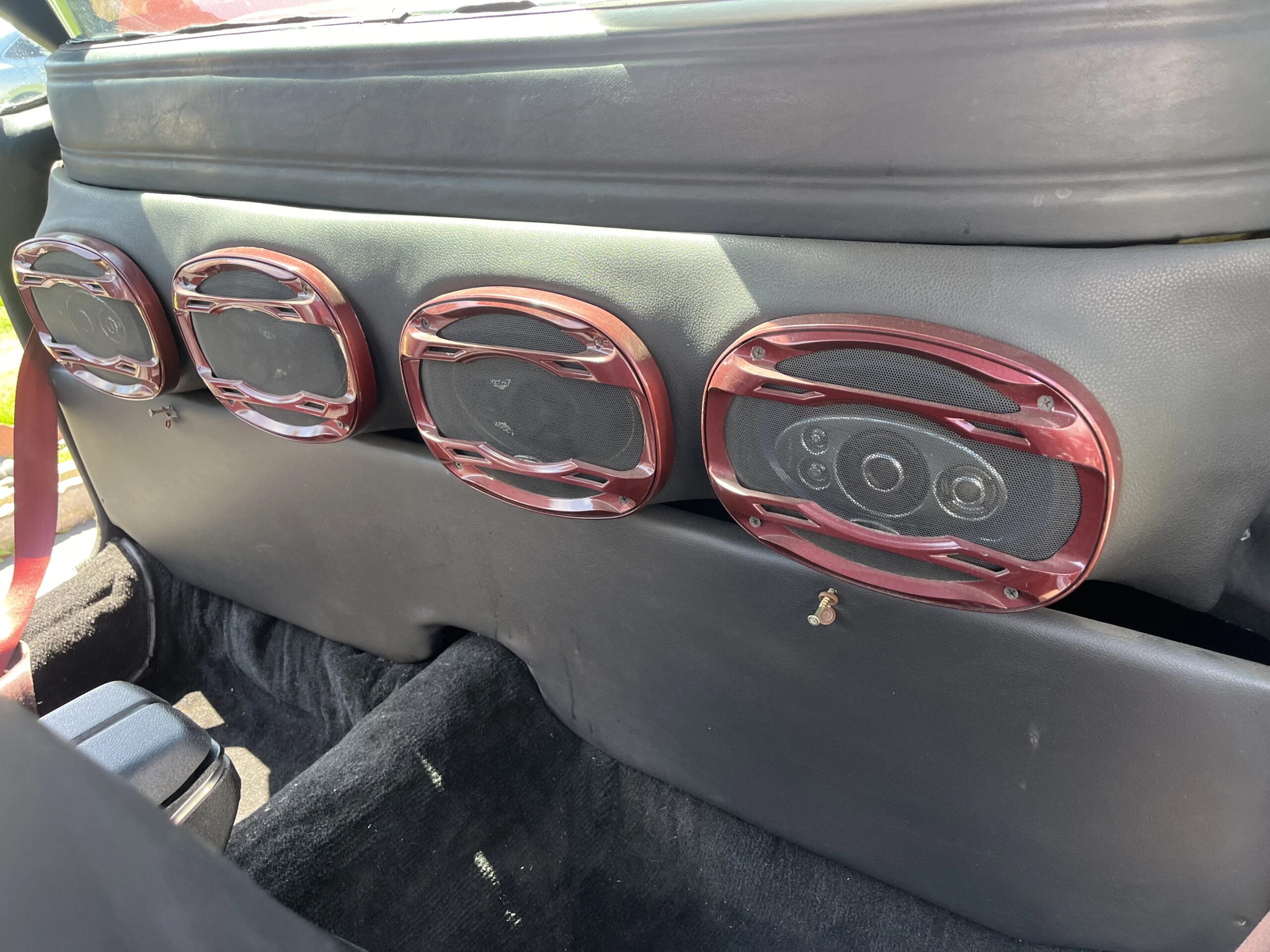 Chevrolet-El-camino-v8-1979-Burgundy-Black-18