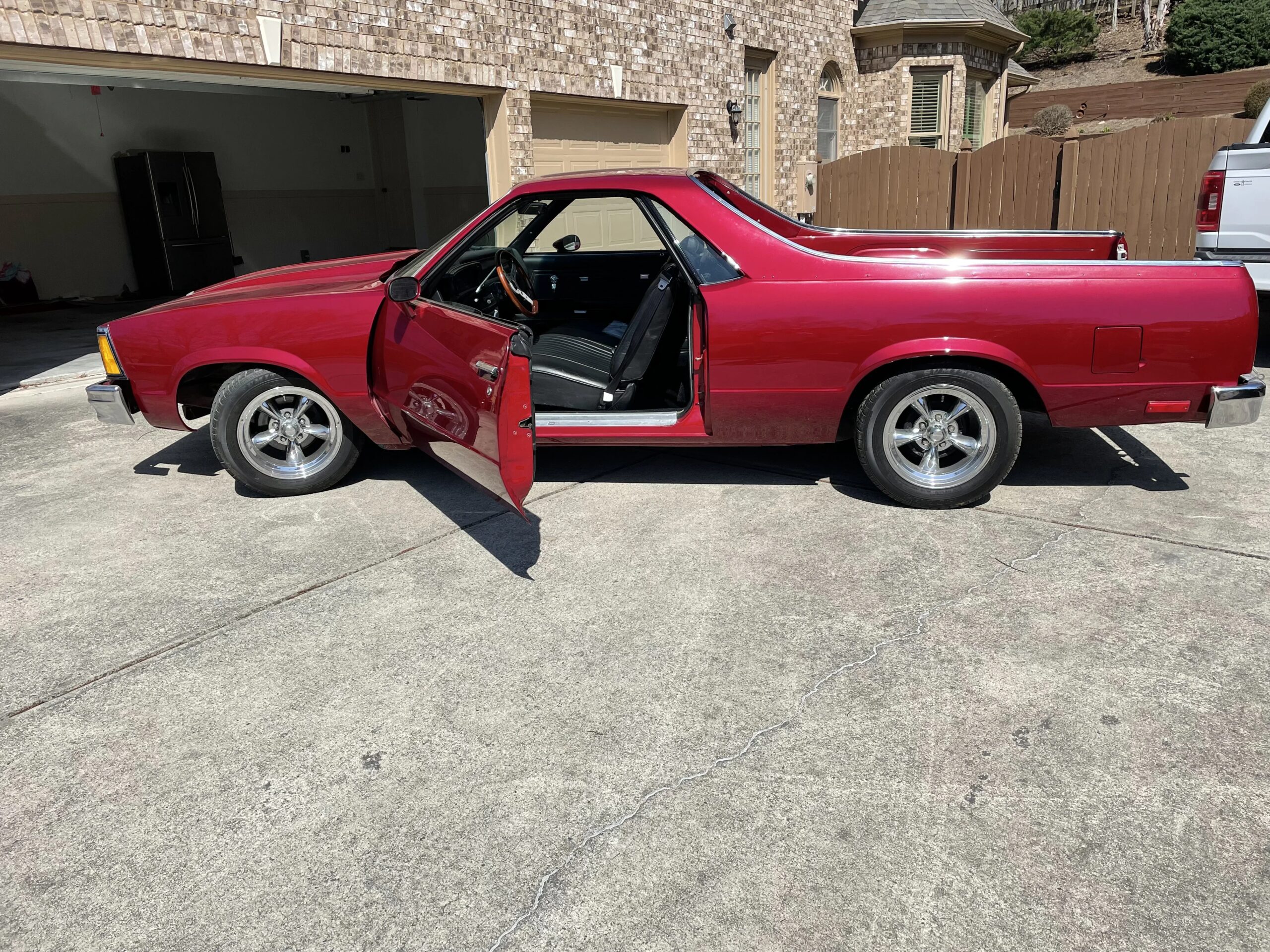 Chevrolet-El-camino-v8-1981-Red-Black-5