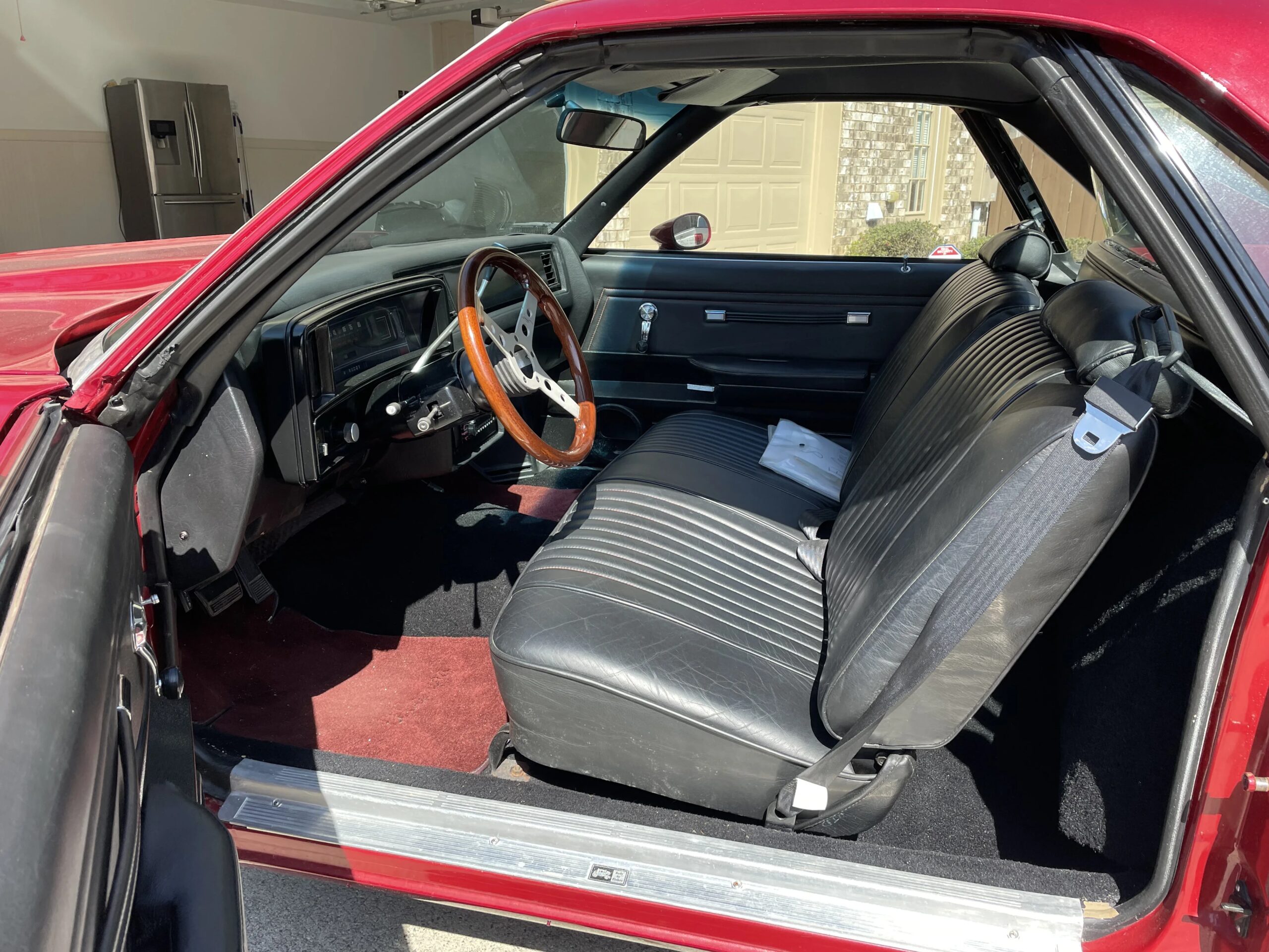 Chevrolet-El-camino-v8-1981-Red-Black-6