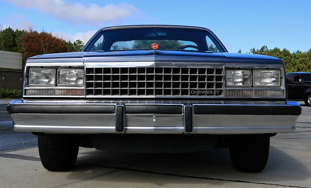 Chevrolet-El-camino-v8-1984-Blue-Blue-18