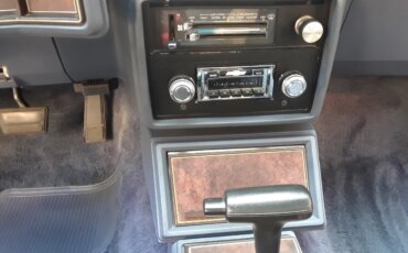 Chevrolet-El-camino-v8-1984-Blue-Blue-28