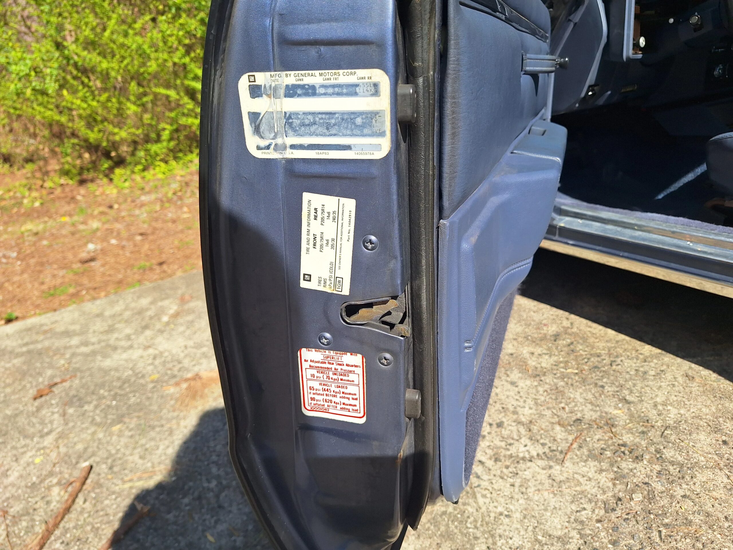 Chevrolet-El-camino-v8-1984-Blue-Blue-32