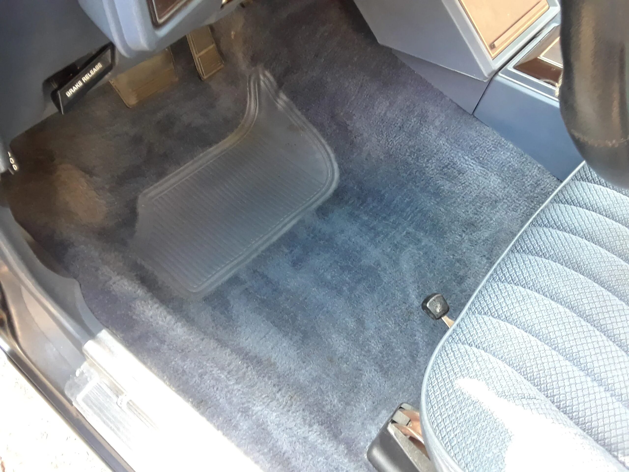 Chevrolet-El-camino-v8-1984-Blue-Blue-40