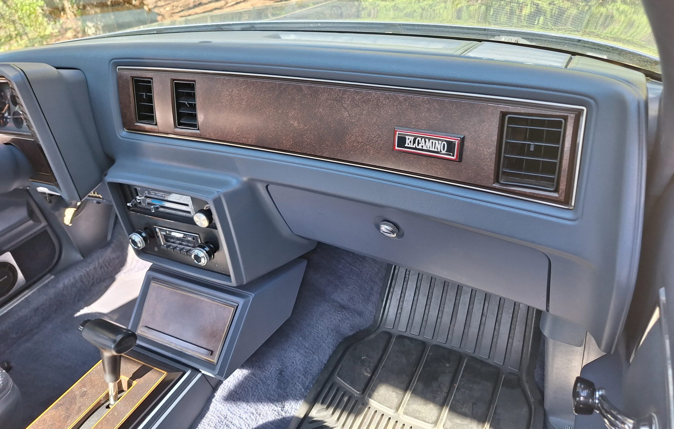 Chevrolet-El-camino-v8-1984-Blue-Blue-60